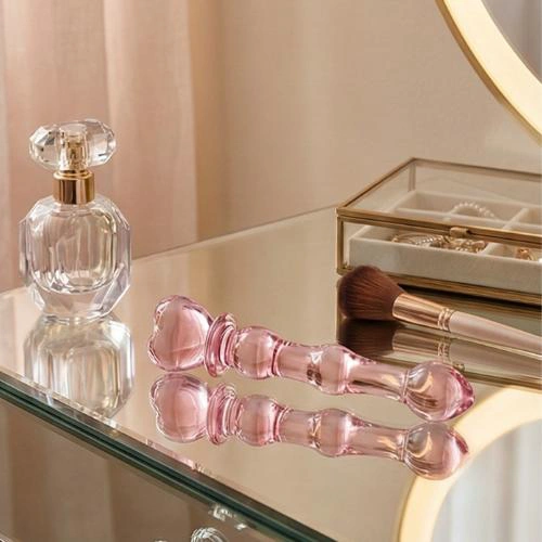 Plongez dans l’univers du Womanizer, l’incontournable sextoy pour une stimulation clitoridienne hors du commun.